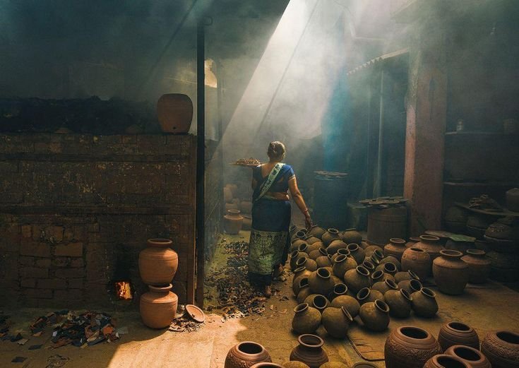 Pottery workshop in Dharavi, Mumbai