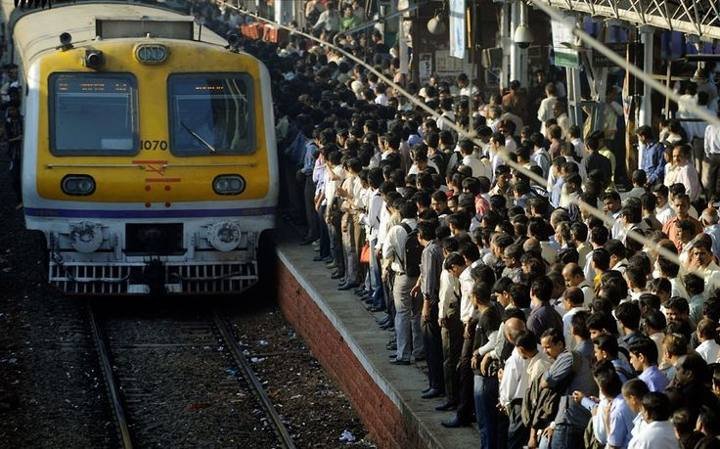 Mumbai Local Train, Mumbai