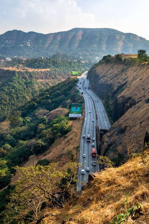Lonavala Valley Road, Mumbai